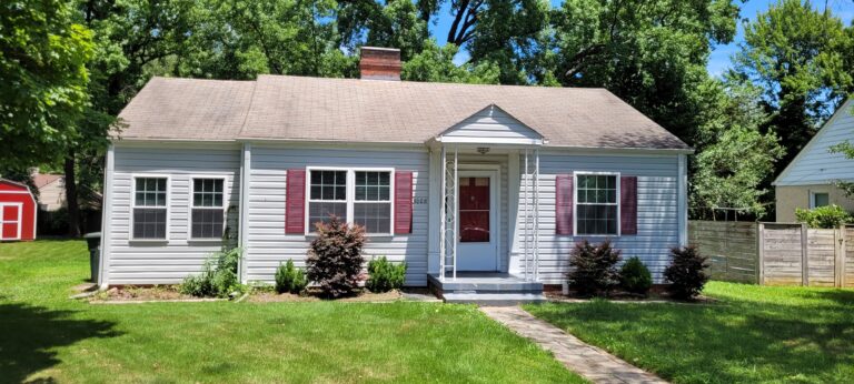 3008 Peebles Dr.