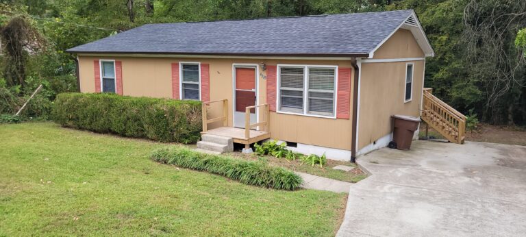4325 Voss Ave.